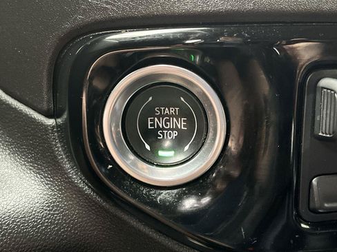 Certified 2024 Chevrolet Silverado 1500 LTZ AWD/4WD image 22