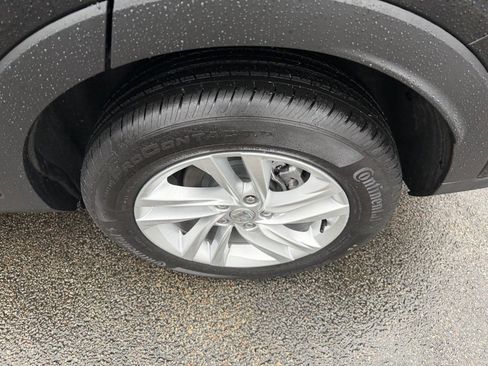 Used 2025 Buick Envista Preferred image 11