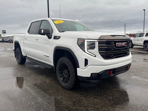 Used 2023 GMC Sierra 1500 AT4X image 9