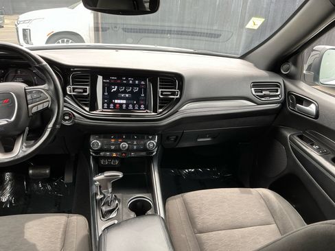 Used 2023 Dodge Durango SXT RWD image 16