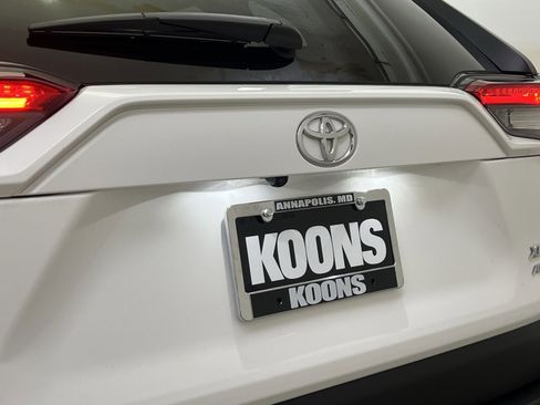 Used 2025 Toyota RAV4 XLE image 28