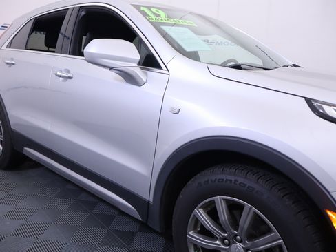 Used 2019 Cadillac XT4 Premium Luxury w/ Cold Weather Package AWD/4WD image 4
