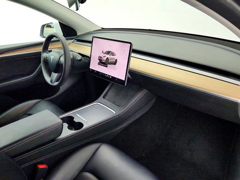 Used 2023 Tesla Model Y Long Range AWD/4WD image 29