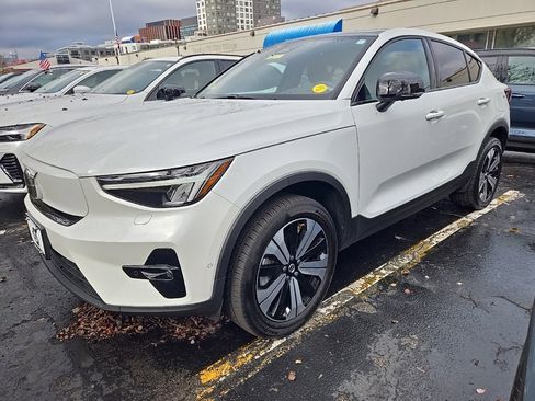 Certified 2023 Volvo C40 P8 Recharge Plus w/ Climate Package image 12