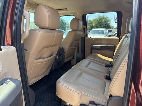 Used 2015 Ford F250 Lariat w/ Lariat Ultimate Package AWD/4WD image 26