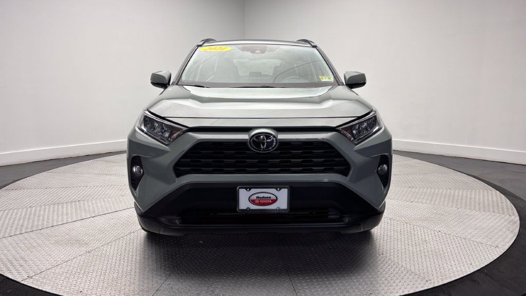 Used 2021 Toyota RAV4 XLE Premium AWD/4WD image 42