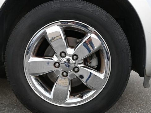 Used 2009 Ford Escape XLT image 15