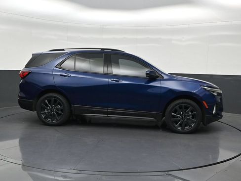 Used 2023 Chevrolet Equinox RS FWD image 7