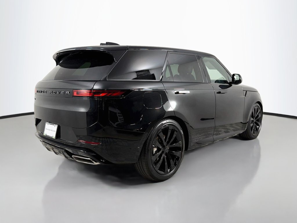 New 2027 Land Rover Range Rover Sport Dynamic SE AWD/4WD image 5