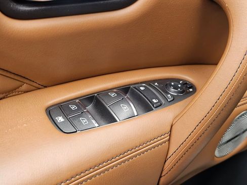 Used 2022 INFINITI QX80 Sensory w/ Cargo Package image 29