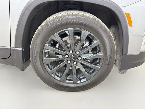 Used 2024 Chevrolet Traverse RS w/ LPO, Floor Liner Package AWD/4WD image 30