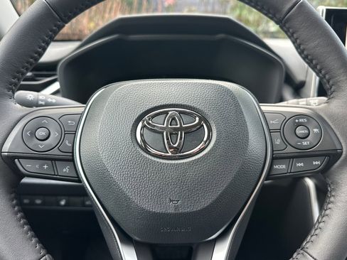 New 2025 Toyota RAV4 XLE w/ Convenience Package image 21