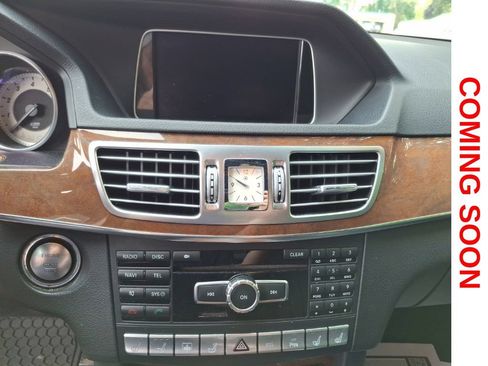 Used 2014 Mercedes-Benz E 550 4MATIC Sedan image 14