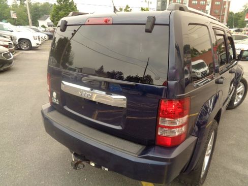Used 2012 Jeep Liberty Limited Jet w/ Comfort/Convenience Group AWD/4WD image 22