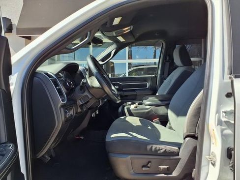 Used 2024 RAM 2500 Big Horn AWD/4WD image 18