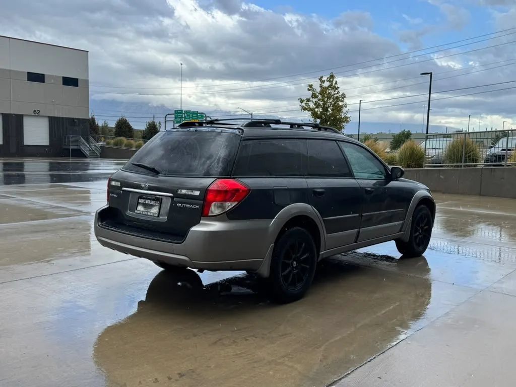 Used 2009 Subaru Outback 2.5i Special Edition AWD/4WD image 5