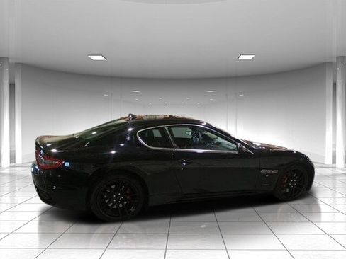Used 2018 Maserati GranTurismo Sport image 10