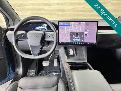 Used 2026 Tesla Model X AWD/4WD image 2