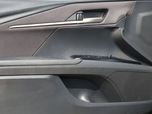 Used 2025 Toyota Camry LE w/ Convenience Package image 26