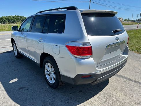 Used 2013 Toyota Highlander SE AWD/4WD image 8