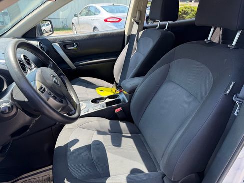 Used 2012 Nissan Rogue S w/ Special Edition Pkg FWD image 11