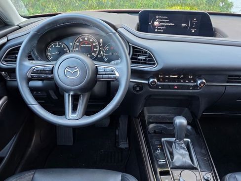 Used 2025 MAZDA CX-30 AWD 2.5 S w/ Premium Package image 12