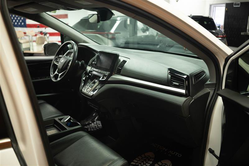 Used 2024 Honda Odyssey Touring image 15