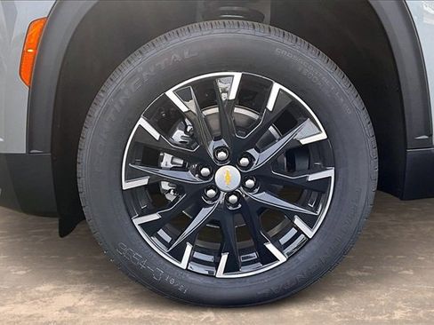 New 2026 Chevrolet Traverse LT w/ Sun and Wheel Package image 13