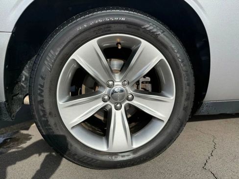 Used 2016 Dodge Challenger SXT RWD image 28