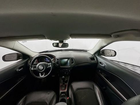 Used 2019 Jeep Compass Trailhawk image 21