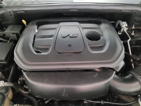 Used 2019 Jeep Grand Cherokee Laredo RWD image 30