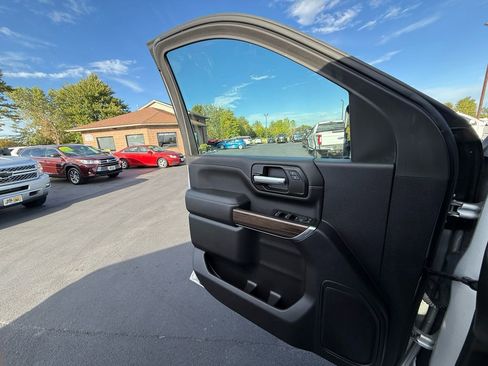 Used 2022 Chevrolet Silverado 3500 LT w/ Remote Start Package image 16