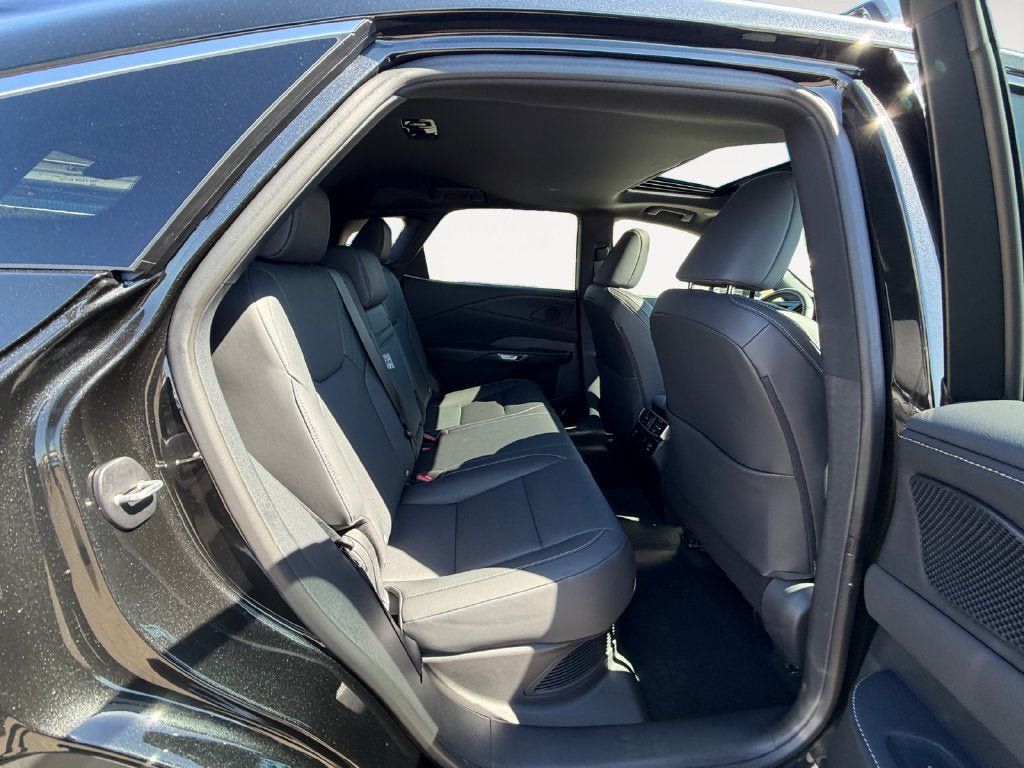 Used 2025 Lexus RX 350 w/ Convenience Package AWD/4WD image 24