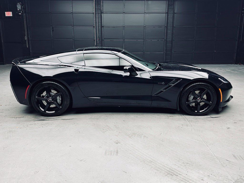 Used 2015 Chevrolet Corvette Stingray Coupe w/ 2LT Preferred Equipment Group RWD image 9