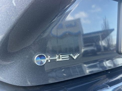 Used 2026 Toyota Camry SE w/ Convenience Package image 9