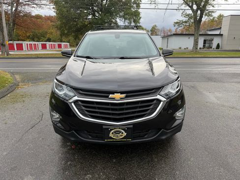 Used 2019 Chevrolet Equinox LT image 2