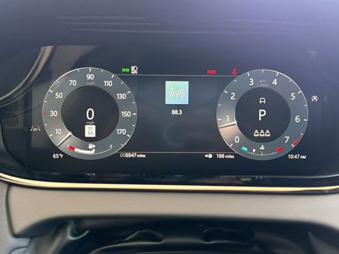Used 2026 Land Rover Range Rover Evoque Dynamic SE AWD/4WD image 19