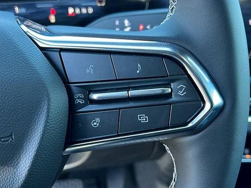 New 2026 Chevrolet Equinox EV LT image 24