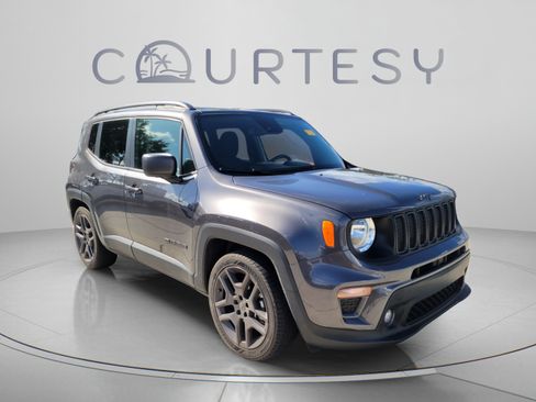 Used 2021 Jeep Renegade Latitude w/ Convenience Group FWD image 4