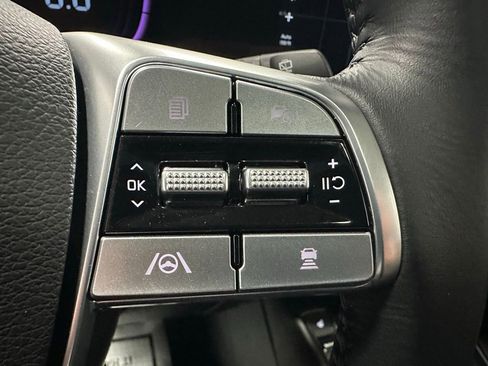 Used 2025 Kia Telluride S image 20