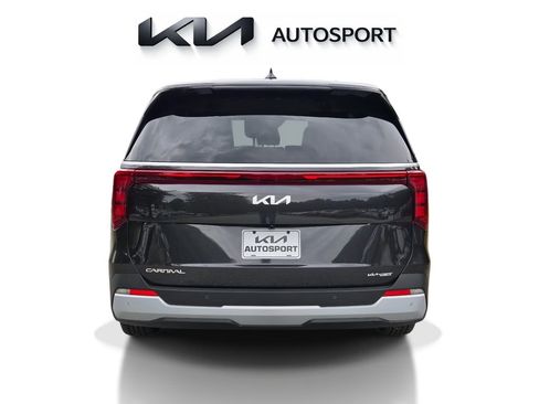 New 2026 Kia Carnival FWD image 9