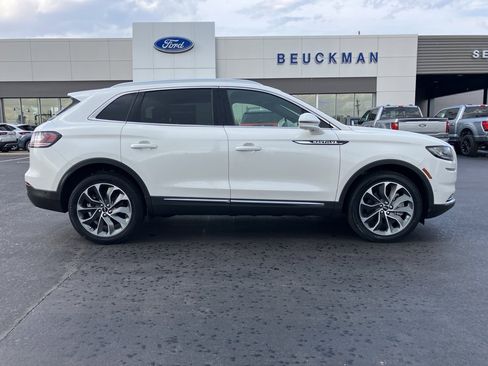 Used 2023 Lincoln Nautilus Reserve w/ Equipment Group 201A image 7