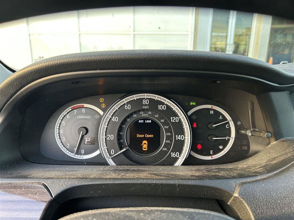 Used 2017 Honda Accord Touring image 13