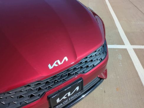 Used 2024 Kia K5 LXS image 10