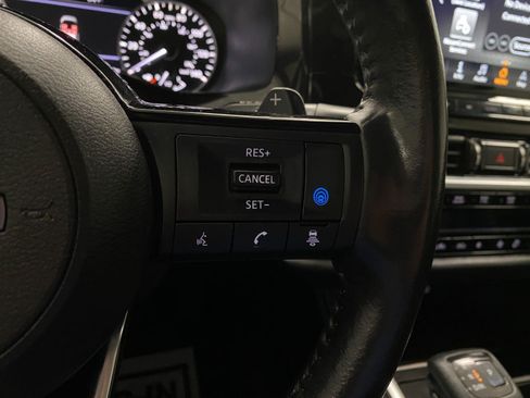 Used 2022 Nissan Pathfinder SL w/ SL Premium Package AWD/4WD image 17