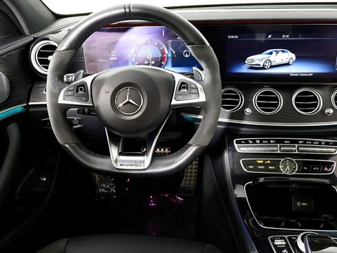 Used 2018 Mercedes-Benz E 43 AMG 4MATIC Sedan image 25