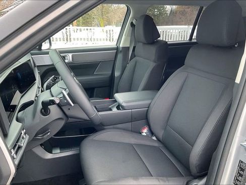 New 2026 Hyundai Santa Fe SE image 9