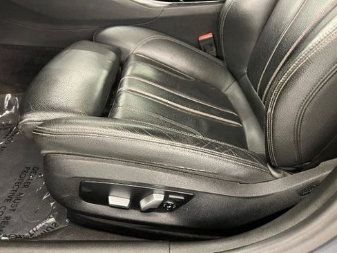 Used 2018 BMW 530i xDrive AWD/4WD image 25