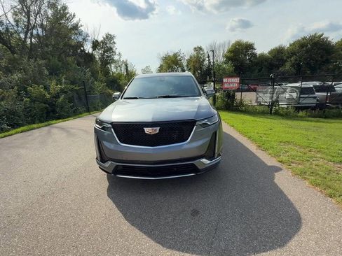 Used 2020 Cadillac XT6 Premium Luxury image 7