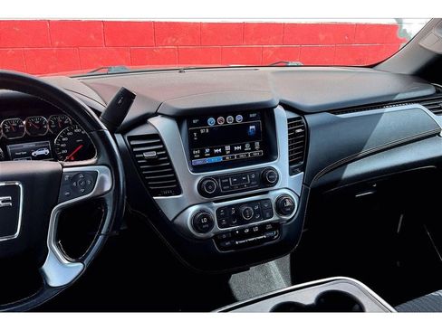 Used 2018 GMC Yukon SLE w/ HD Trailering Package AWD/4WD image 7